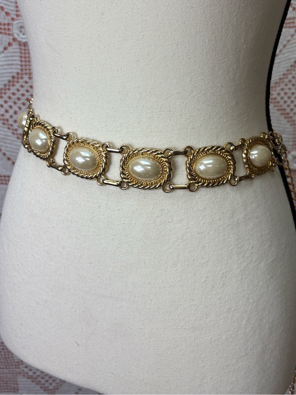 Vintage Faux Pearl Chain Belt – 45”